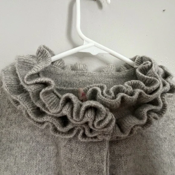 Pink Pineapple 100% Cashmere Ruffle Trim Cardigan Sweater Grey Size M - Picture 5 of 7